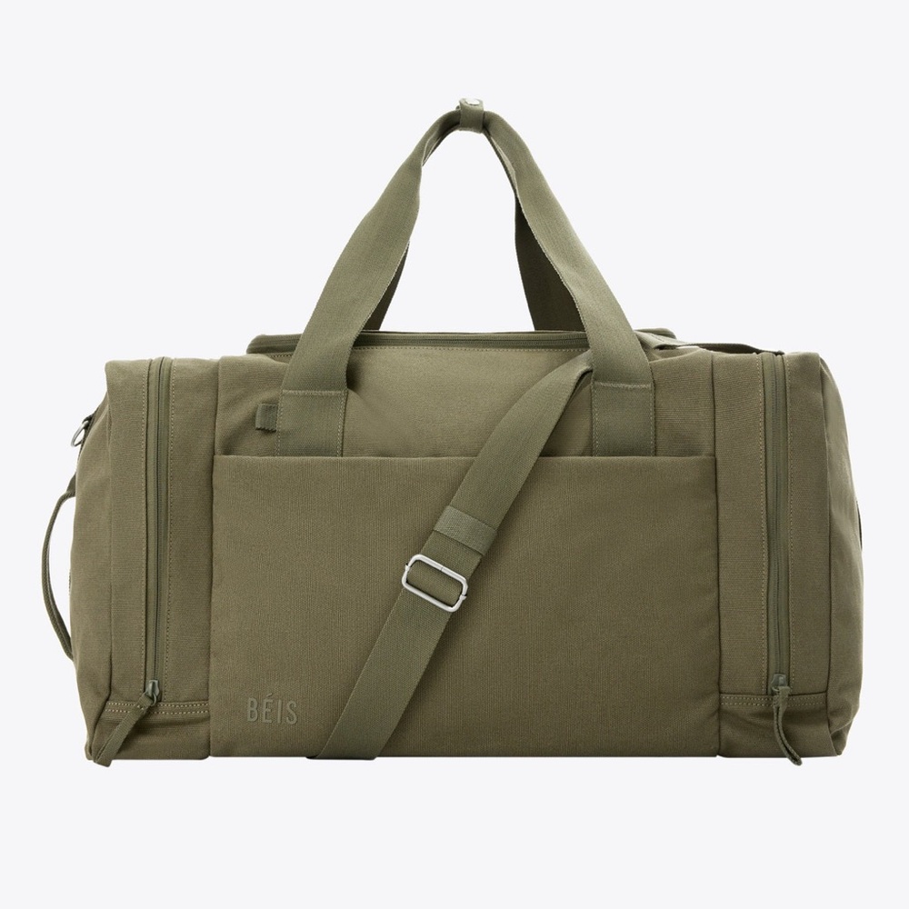 NWOT Béis The Utility Duffle in Olive (Cotton)